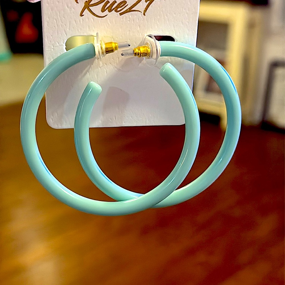 🆕💚RUE27: MINT 55mm Resin Hoops